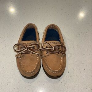Sperry Toddler Loafers Size 4C.